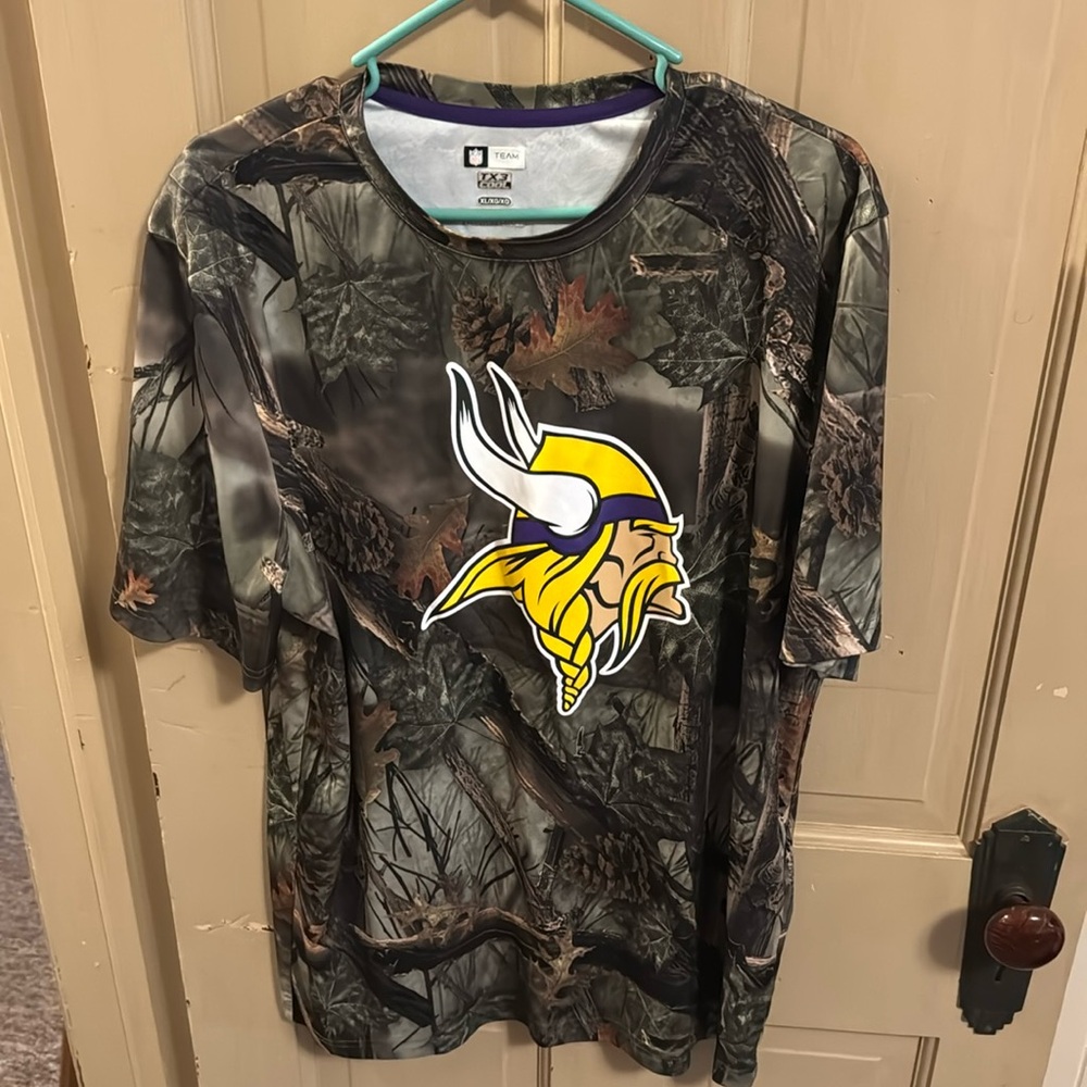 Minnesota Vikings mossy oak camo performance shirt